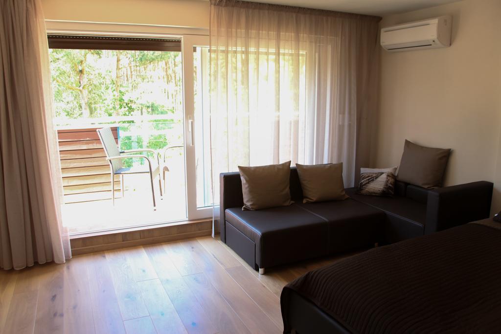 Holiday Terrace نيدا المظهر الخارجي الصورة